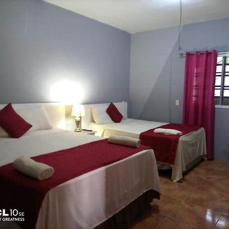 Hostal Vista Del Mar Trujillo Exterior photo