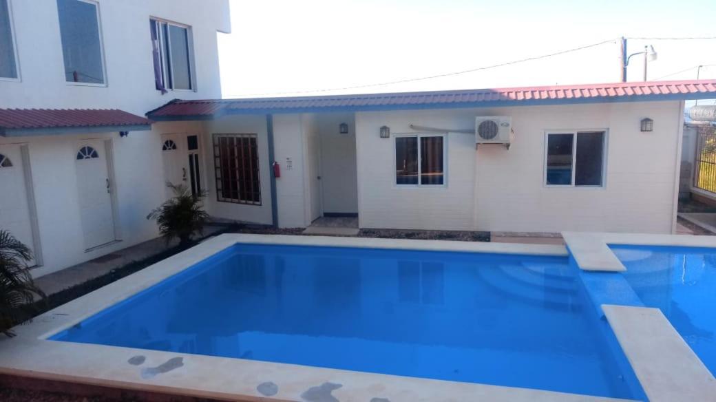 Hostal Vista Del Mar Trujillo Exterior photo